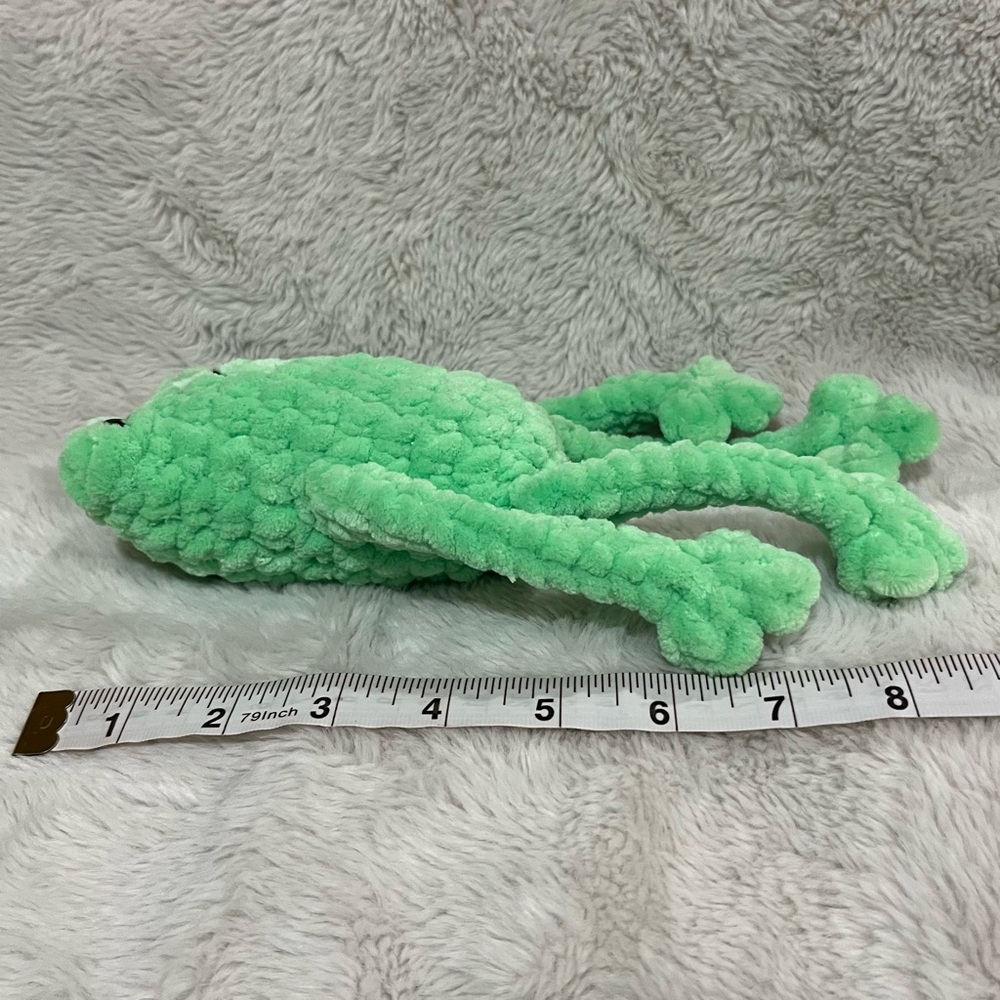 Pair of Crochet Leggy Frog Plushies - Amigurumi Stuffed Animals - Picture 4 of 5